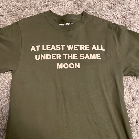 Faded moon T-shirt “at least were all under the same moon” - Picture 2 of 3